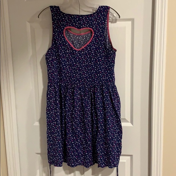 Heart Cut Out Dress - Picture 2 of 4
